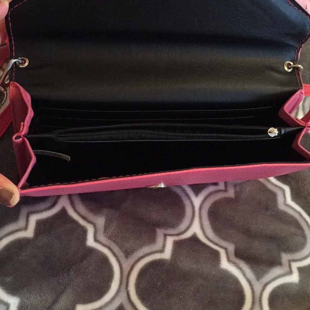 Purse - Picture 2 of 2